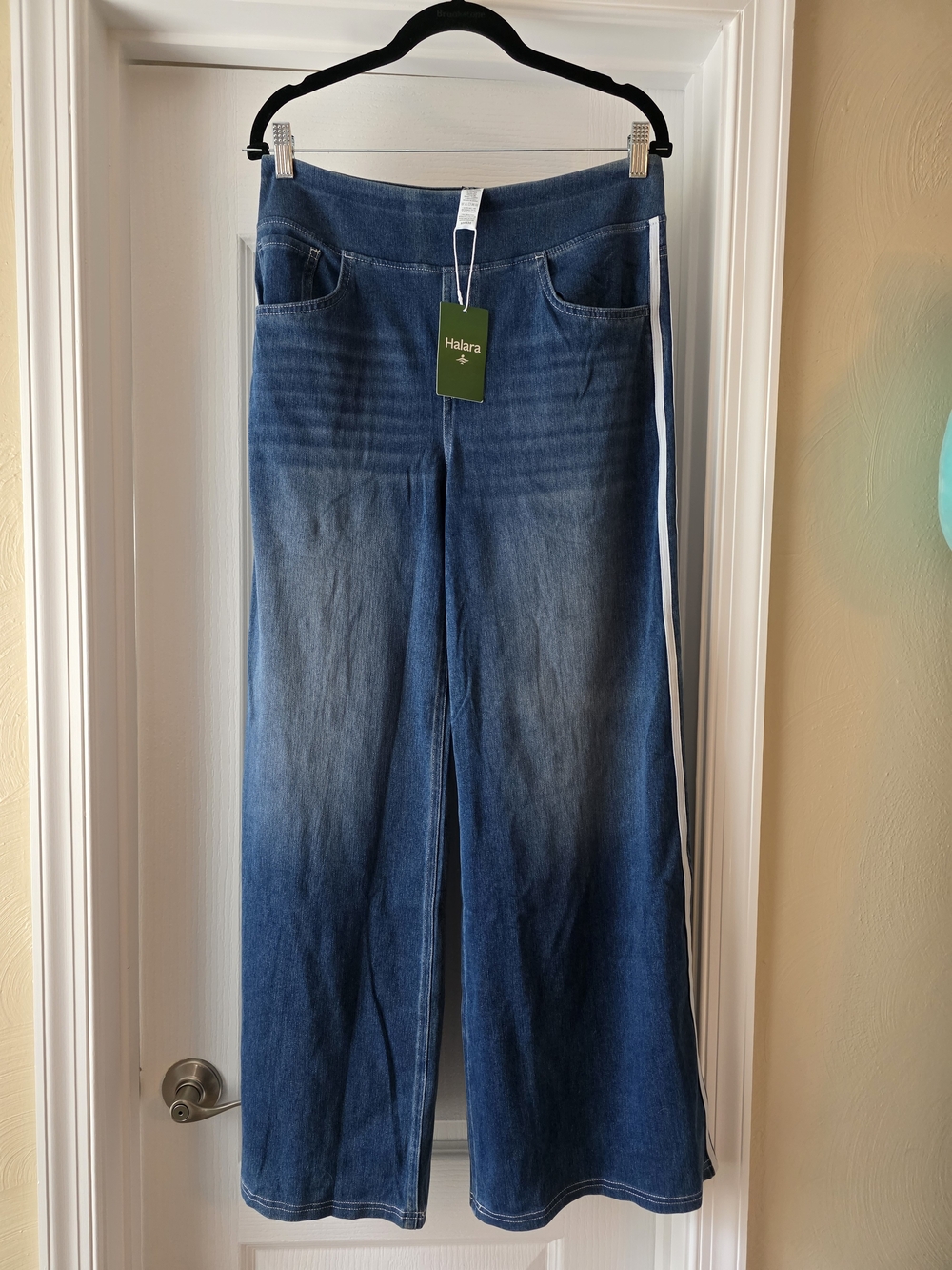 NWT Halara Flex Wide Leg Jeans Double Blue White Side Stripe